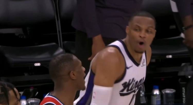 九游娱乐平台-结下梁子了！威少怒喷邓恩：你TM就是个无名小卒 快滚回去吧